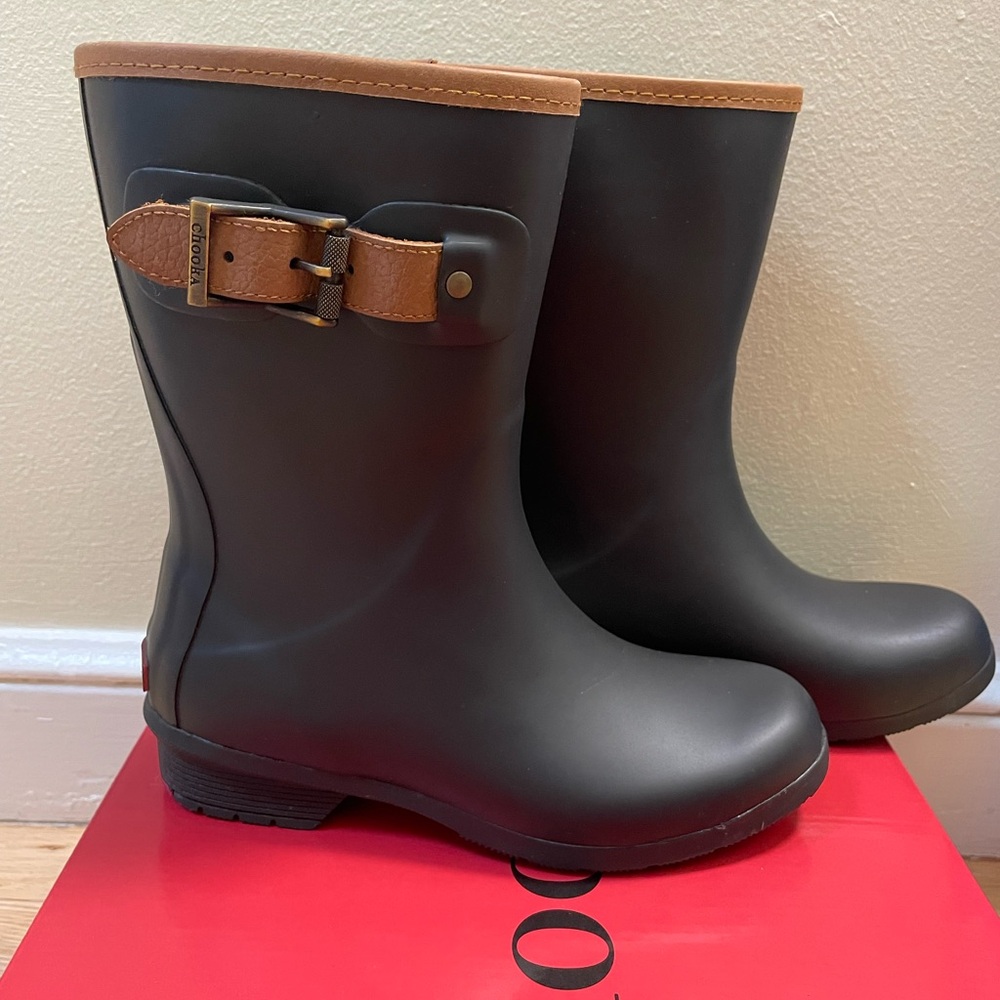 Chooka Mid-Calf Waterproof Rainboot, size 5